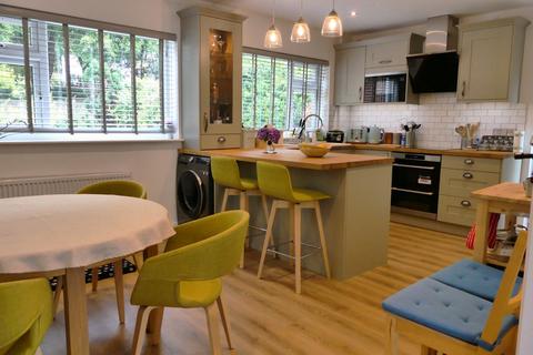 undefined, Mile End Road, Newton Abbot TQ12