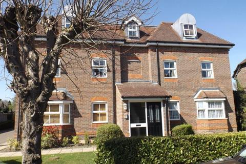 undefined, Sunny Avenue, Crawley, RH10