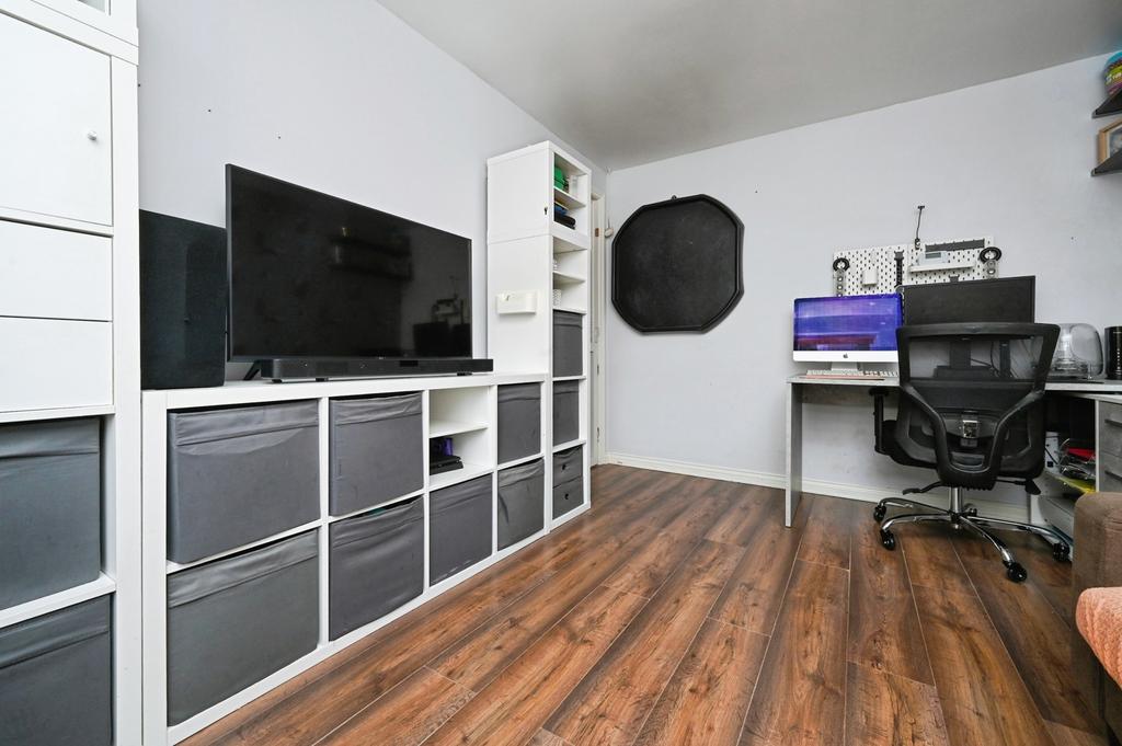 Reception Room/Bedro