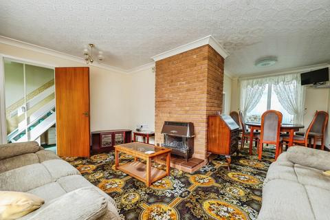 undefined, Cherry Close, Shirebrook, Mansfield, Derbyshire, NG20