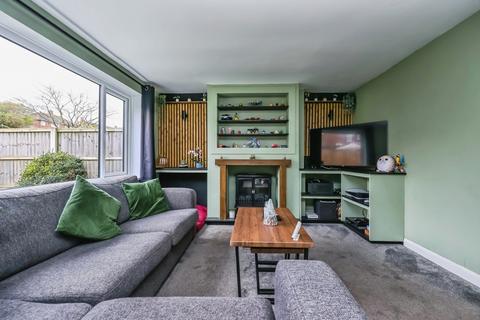 3 bedroom semi-detached house for sale, Dale Lane, Blidworth, Mansfield, Nottinghamshire, NG21