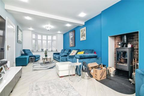 3 bedroom detached house for sale, Shelton Lane, HALESOWEN, West Midlands, B63