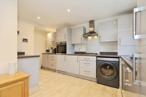 3 bedroom semi-detached house for sale, Rackfields Drive, Kidderminster, Worcestershire, DY10