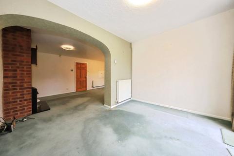 3 bedroom detached house for sale, Abberley Avenue, STOURPORT-ON-SEVERN, Worcestershire, DY13