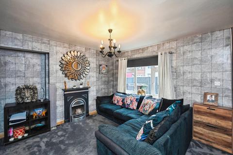 2 bedroom terraced house for sale, Kenslow Avenue, Nottingham, Nottinghamshire, NG7