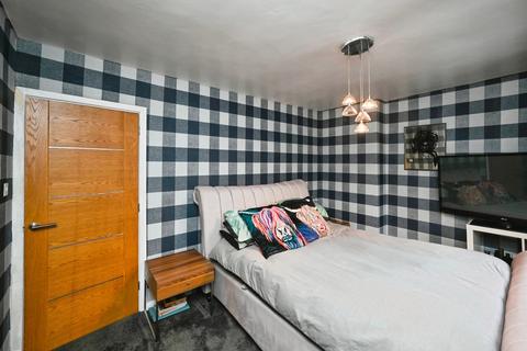 2 bedroom terraced house for sale, Kenslow Avenue, Nottingham, Nottinghamshire, NG7