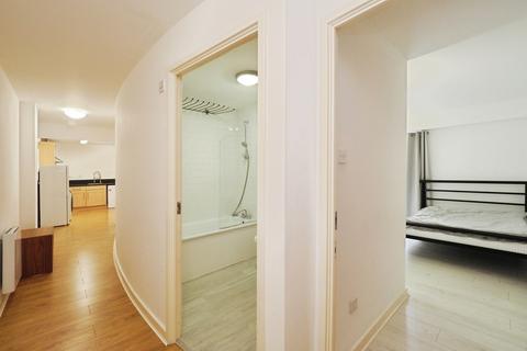 2 bedroom flat for sale, Derby Road, Nottingham, Nottinghamshire, NG7