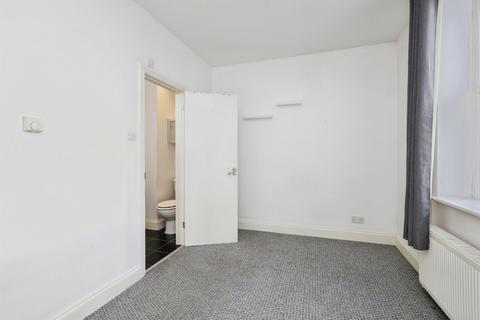 1 bedroom flat for sale, Longstone Road, Eastbourne