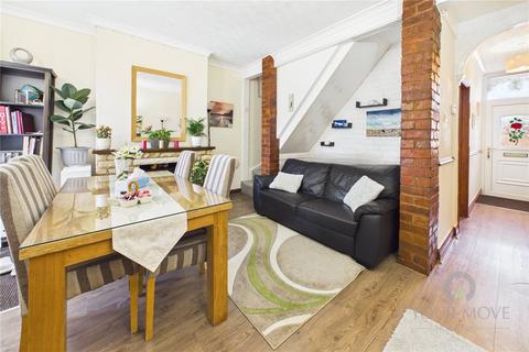 2 bedroom terraced house to rent, Leicester Street, Kettering NN16
