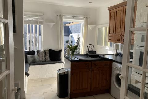 undefined, Main Street, Great Glen, Leicester, LE8 9GH