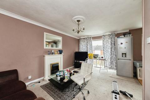 1 bedroom maisonette for sale, Foyle Road, Birmingham, West Midlands, B38