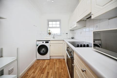 1 bedroom flat for sale, Earls Meade, Luton