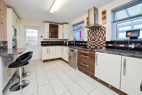 4 bedroom detached house for sale, Swinton Rise, Ravenshead, Nottingham, Nottinghamshire, NG15
