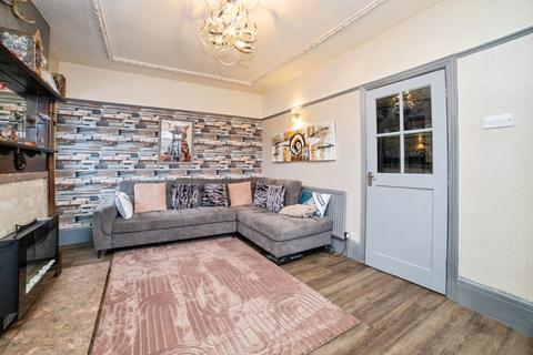 3 bedroom semi-detached house for sale, Lammas Road, Sutton-in-Ashfield, Nottinghamshire, NG17