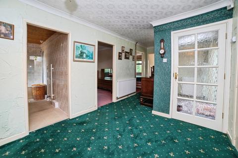 4 bedroom bungalow for sale, Milnhay Road, Langley Mill, Nottingham, Derbyshire, NG16