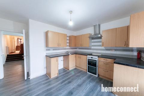 undefined, Fencepiece Road, Ilford, IG6