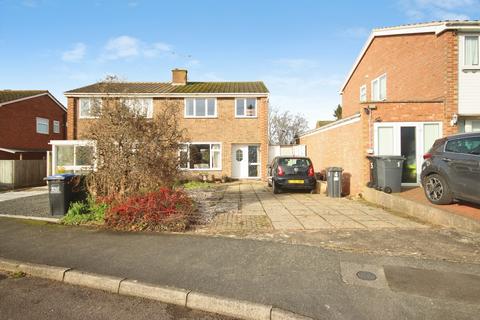3 bedroom semi-detached house for sale, Thornley Close, LEAMINGTON SPA, Warwickshire, CV31