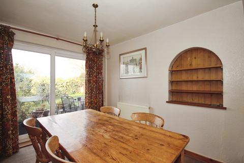 3 bedroom semi-detached house for sale, Thornley Close, LEAMINGTON SPA, Warwickshire, CV31