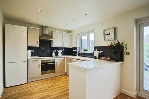 3 bedroom detached house for sale, Lancaster Way, Whitnash, Leamington Spa, Warwickshire, CV31