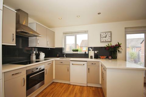 3 bedroom detached house for sale, Lancaster Way, Whitnash, Leamington Spa, Warwickshire, CV31