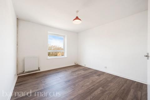 undefined, Woodcote Road, WALLINGTON