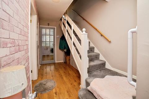 3 bedroom semi-detached house for sale, Minster Close, KIRKBY IN ASHFIELD, Nottinghamshire, NG17