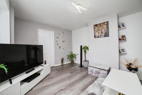3 bedroom semi-detached house for sale, Southwood Avenue, Sutton-in-Ashfield, Nottinghamshire, NG17