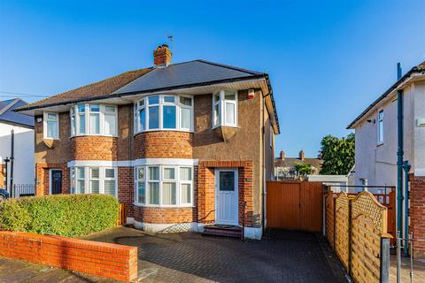 3 bedroom house to rent, Whitefield Road, Cardiff CF14