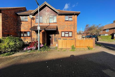 undefined, Rectory Court Sandy Bedfordshire