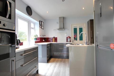 undefined, Beechdale, Cottingham
