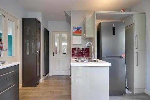undefined, Beechdale, Cottingham