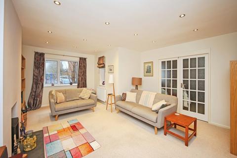 undefined, Mountford Close, Wellesbourne, Warwick, Warwickshire, CV35