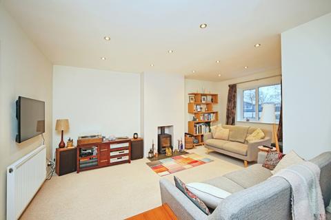 undefined, Mountford Close, Wellesbourne, Warwick, Warwickshire, CV35