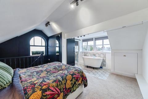 4 bedroom semi-detached house for sale, Hazelwood Road, Acocks Green, Birmingham, West Midlands, B27