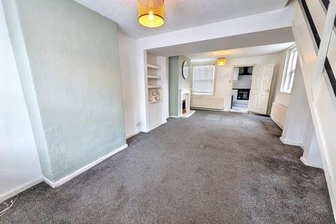 2 bedroom end of terrace house for sale, Garland Road, Harwich CO12