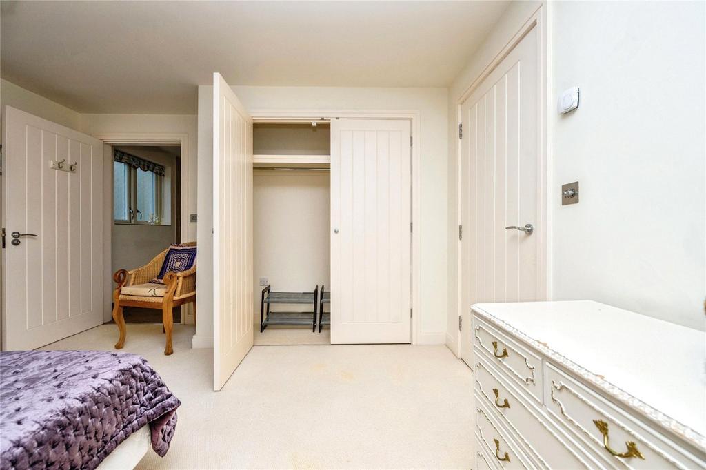 Large Bedroom