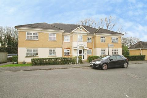 2 bedroom apartment to rent, Hurworth Avenue, Langley SL3