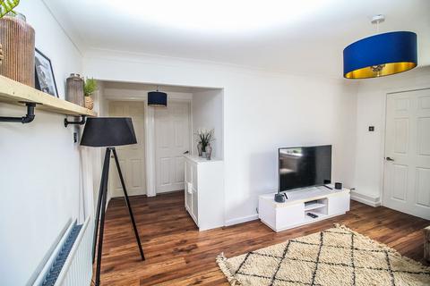 2 bedroom flat for sale, Mardale, Albany, Washington, NE38