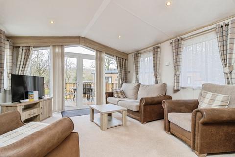 2 bedroom detached house for sale, Chudleigh, Newton Abbot, Devon, TQ13