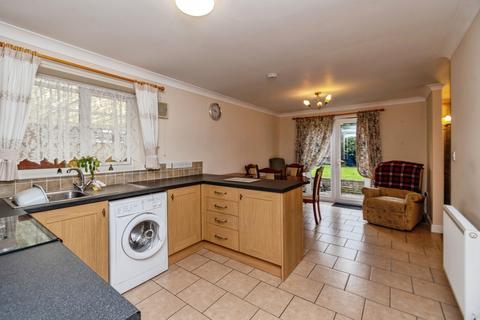 2 bedroom bungalow for sale, Moss Road, Cannock, Staffordshire, WS11