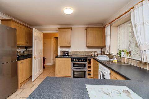 2 bedroom bungalow for sale, Moss Road, Cannock, Staffordshire, WS11