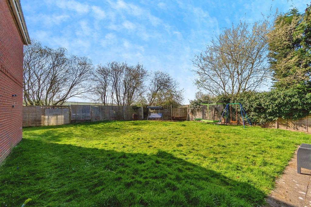 Rear Communal Garden