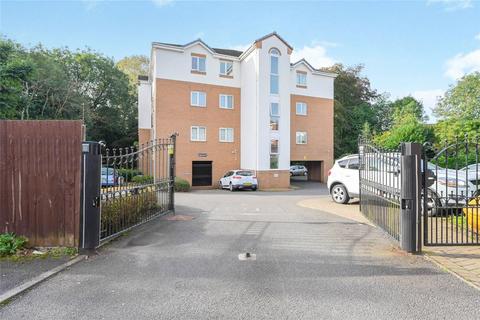 2 bedroom flat for sale, Woodland Court, Hednesford, Cannock, Staffordshire, WS12