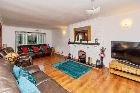 undefined, Pool Close, Shareshill, Wolverhampton, Staffordshire, WV10