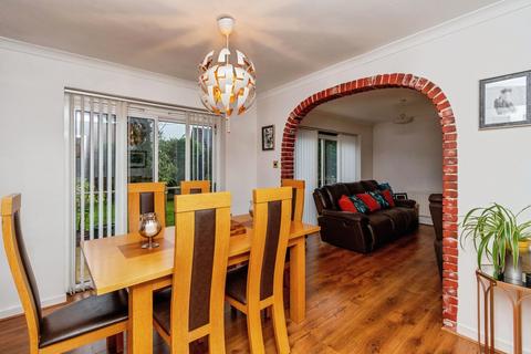 undefined, Pool Close, Shareshill, Wolverhampton, Staffordshire, WV10