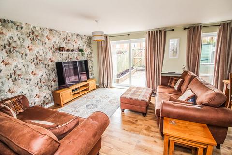 4 bedroom terraced house for sale, Warkworth Close, Oxclose, Washington, NE38