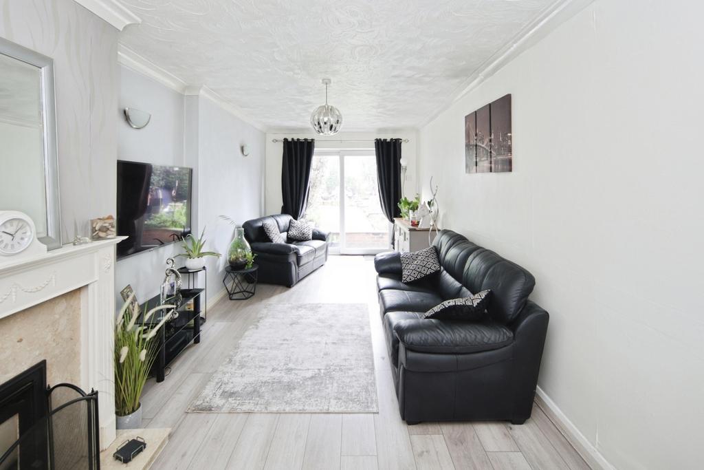 Rear Lounge