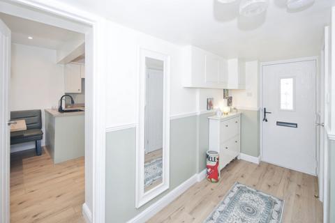 undefined, Castle Drive, Coleshill, Birmingham, Warwickshire, B46