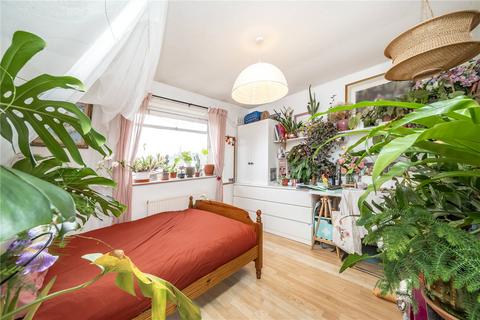 3 bedroom house for sale, Redwald Road, London, E5
