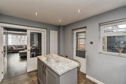 3 bedroom semi-detached house for sale, Wrexham Avenue, Walsall, West Midlands, WS2